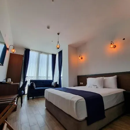 Hotel The Rest Port 4*
