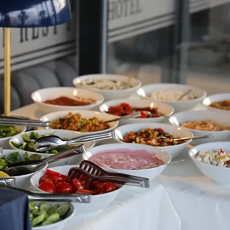 The Rest Port فندق